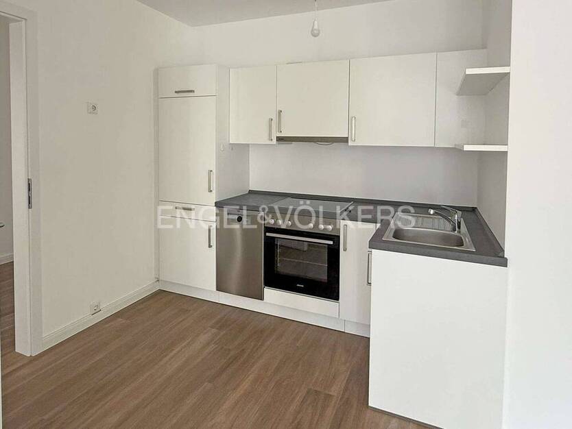 DreiZimmer-Erdgeschoßwohnung zum Verlieben!