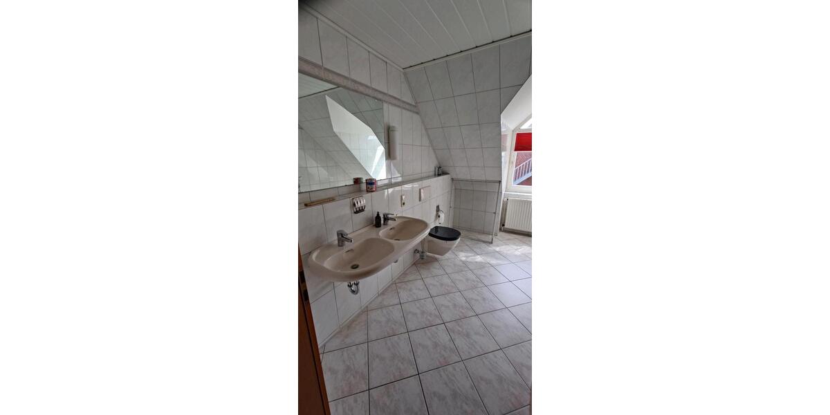 Etagenwohnung Schneverdingen - 3 Zimmer, 100 m&sup2;, 690&euro; | Angebot:26696478
