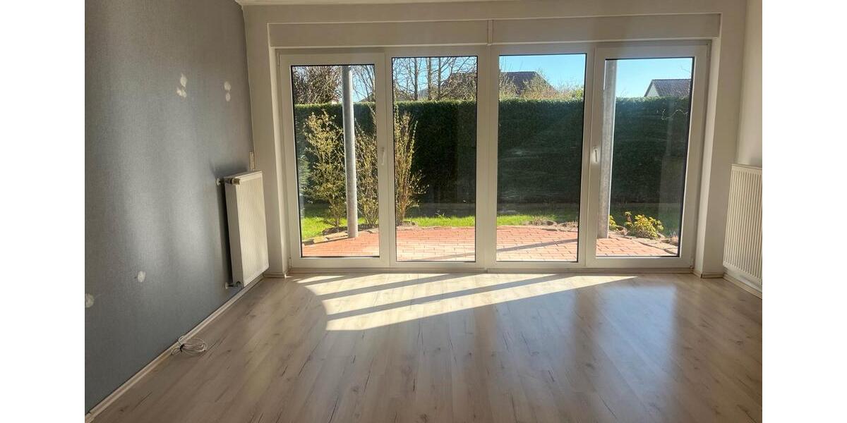 Erdgeschoßwohnung Northeim - 3 Zimmer, 90 m&sup2;, 900&euro; | Angebot:26249488