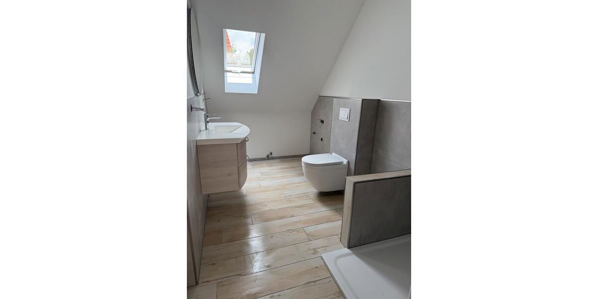 Dachgeschoßwohnung Minden - 2 Zimmer, 84 m&sup2;, 850&euro; | Angebot:26636744