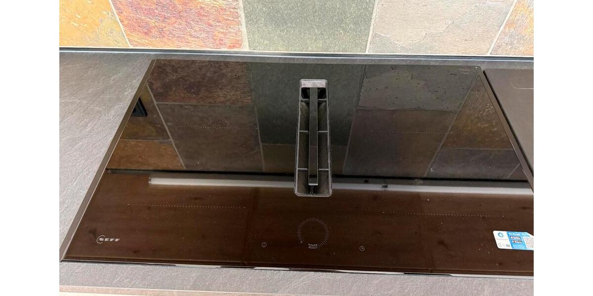 Kernsanierte, großzügige 2-Zimmer Wohnung im Grünen 2 zimmer