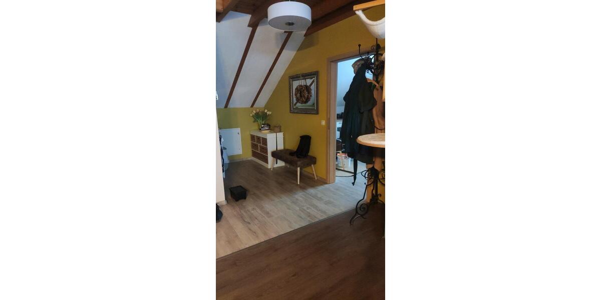 Dachgeschoßwohnung Neuenhagen bei Berlin - 3 Zimmer, 95 m&sup2;, 1.500&euro; | Angebot:25081599