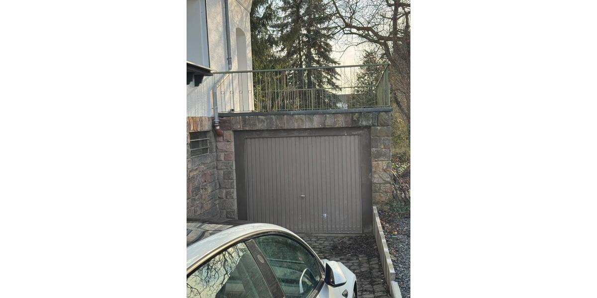 Einfamilienhaus Fulda - 7 Zimmer, 165 m&sup2;, 1.900&euro; | Angebot:25833334