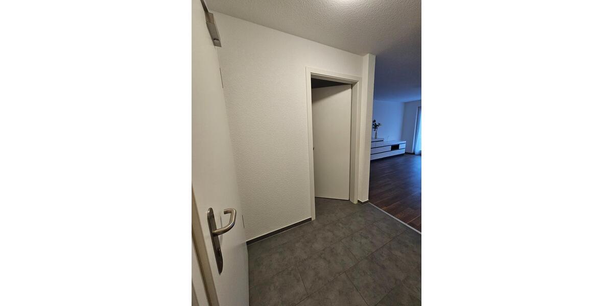 Etagenwohnung Steinbach (Taunus) - 2 Zimmer, 63 m&sup2;, 1.260&euro; | Angebot:24575861