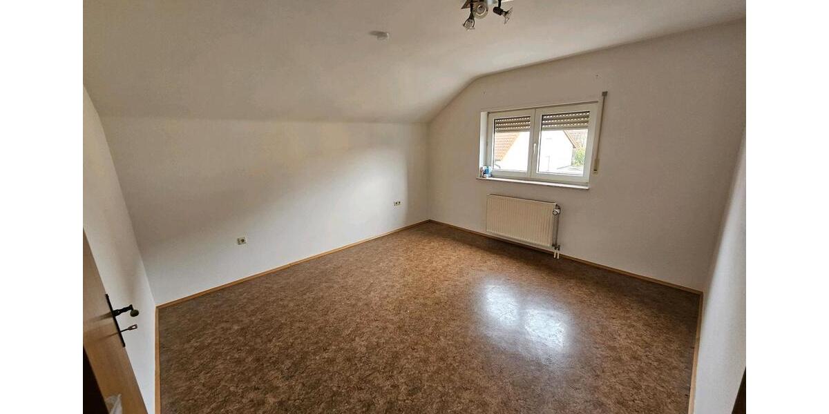 Doppelhaushälfte Wörth am Rhein - 6 Zimmer, 140 m&sup2;, 1.300&euro; | Angebot:25161044
