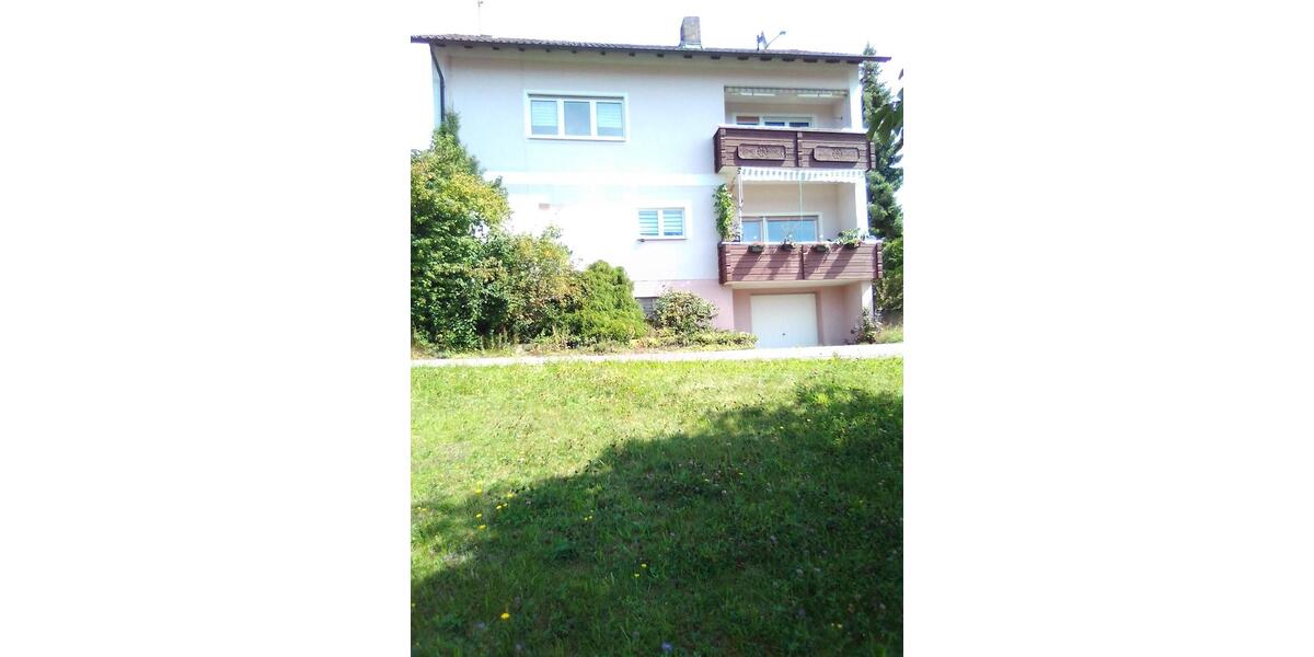 Etagenwohnung Burkardroth - 4 Zimmer, 126 m&sup2;, 60&euro; | Angebot:25636562