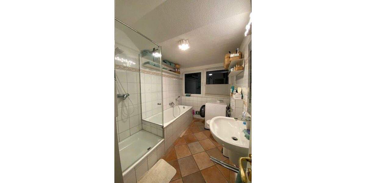 2 Zimmer Wohnung Curslacker Deich 147 a in 21039 Hamburg - Ein Angebot von IVD-HAUSVERWALTUNG GERD VON DER HEIDE Immobilien GmbH 2 zimmer