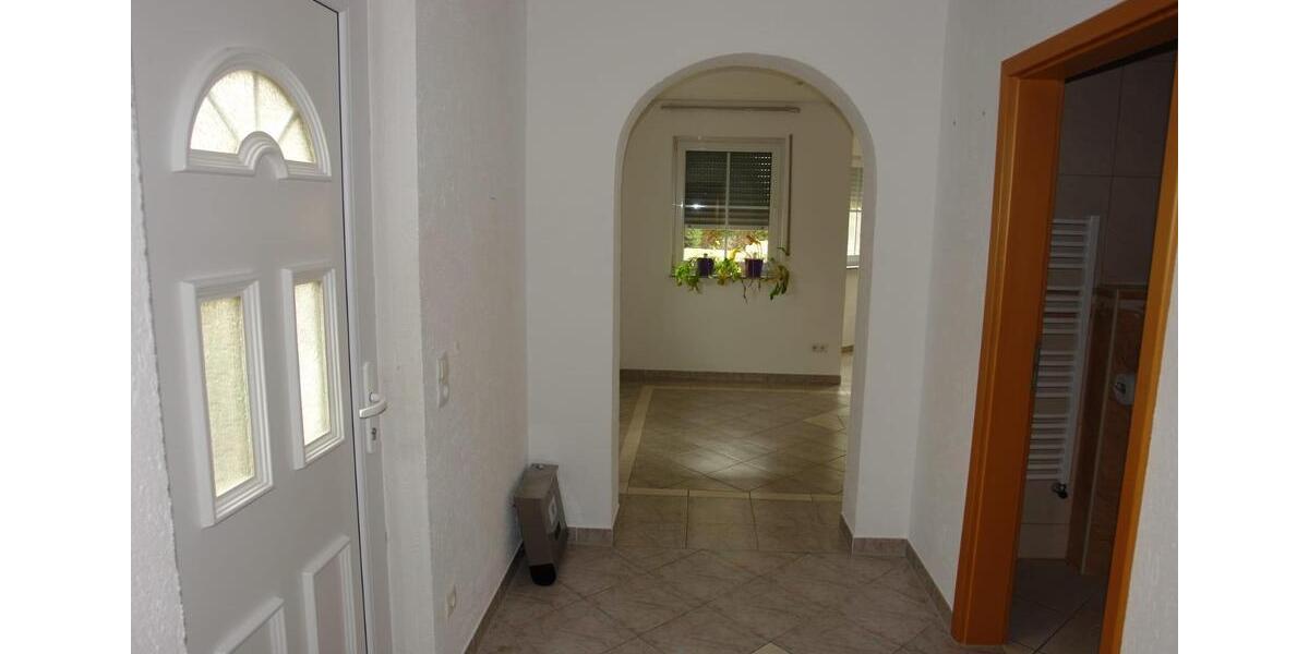 Erdgeschoßwohnung Bad Friedrichshall - 2 Zimmer, 54 m&sup2;, 990&euro; | Angebot:24542849