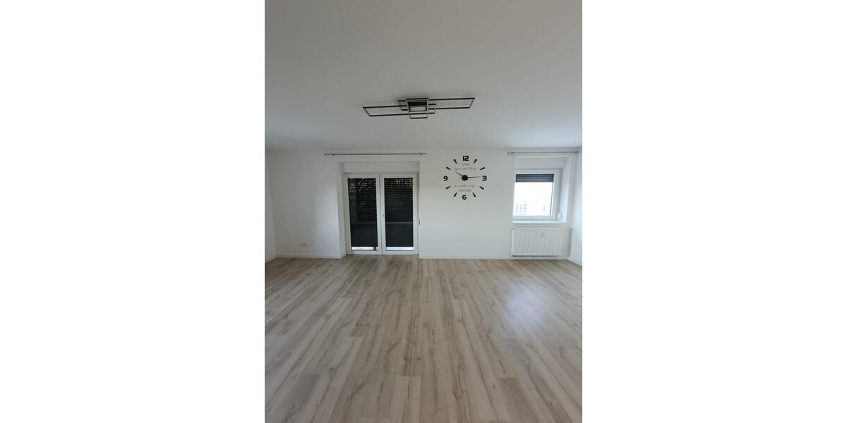 Etagenwohnung Sankt Georgen im Schwarzwald - 3 Zimmer, 77 m&sup2;, 735&euro; | Angebot:24542761