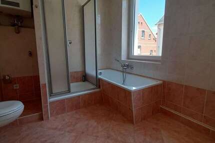 Wohnung zum Mieten in Zwickau 450 € 81.5 m² 3 zimmer