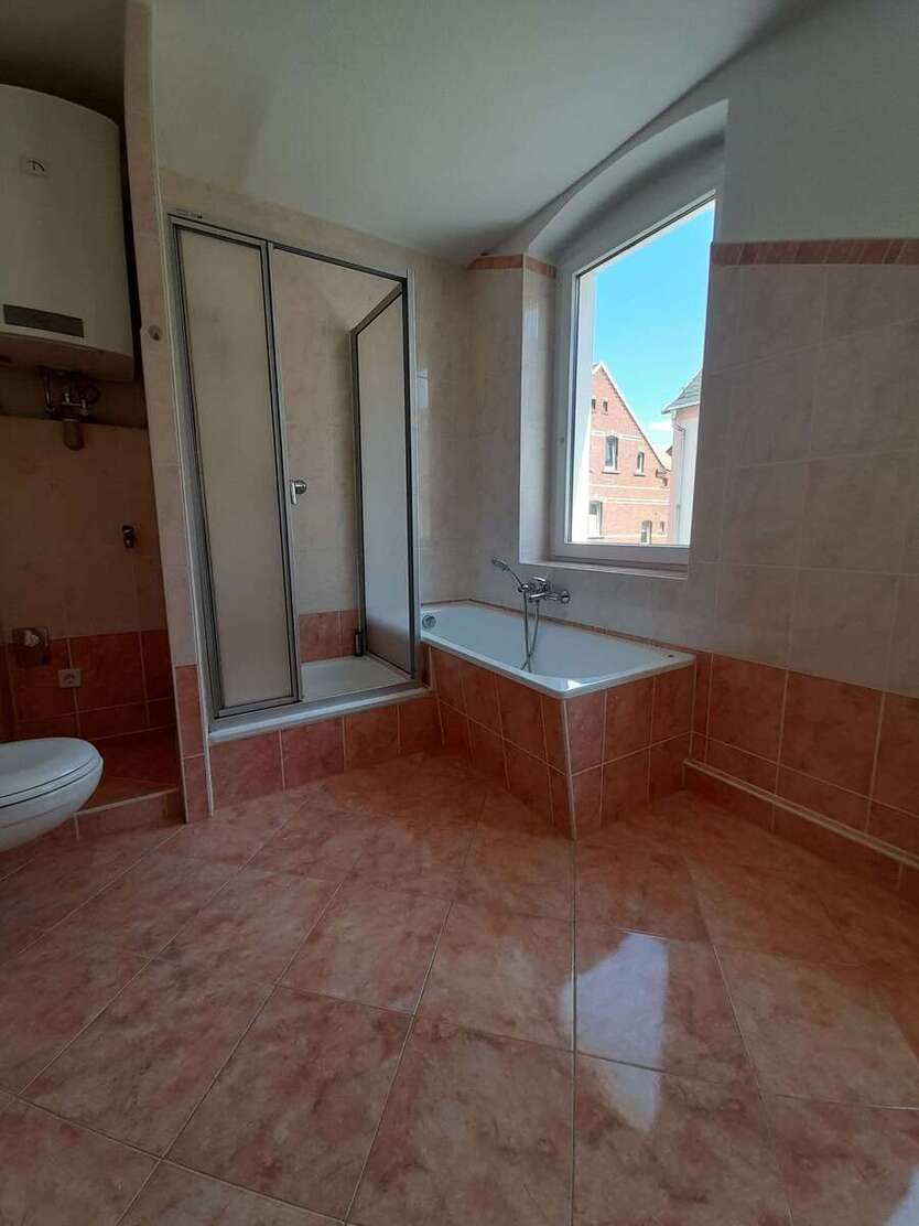 Wohnung zum Mieten in Zwickau 450 € 81.5 m² 3 zimmer