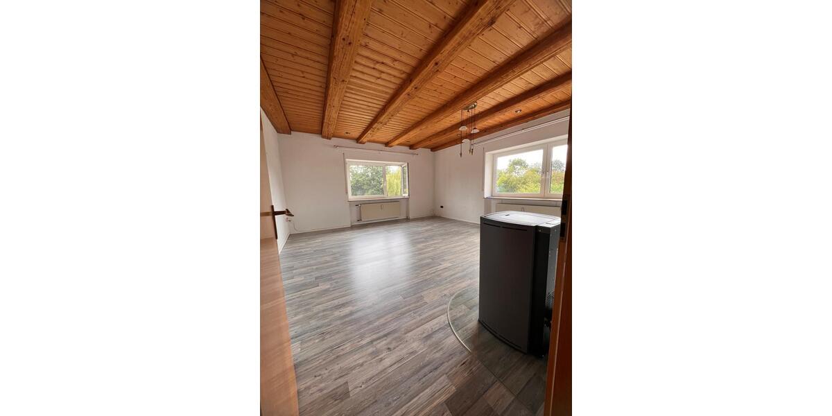 Etagenwohnung Feuchtwangen - 2 Zimmer, 81 m&sup2;, 730&euro; | Angebot:25540037