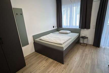 Zimmer wiesbADEN Mainz-Kostheim - 1 Zimmer, 790&euro; | Angebot:24772416