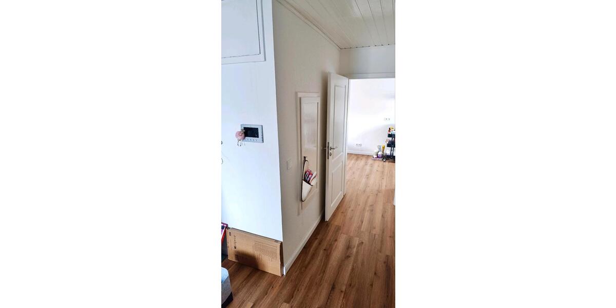 Dachgeschoßwohnung Gückingen - 3 Zimmer, 60 m&sup2;, 700&euro; | Angebot:26094440