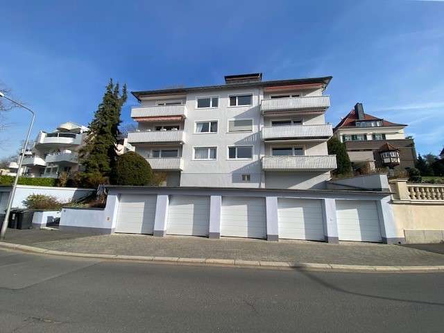 Wohnung zum Mieten in Wiesbaden 1.300 € 98 m² 4 zimmer