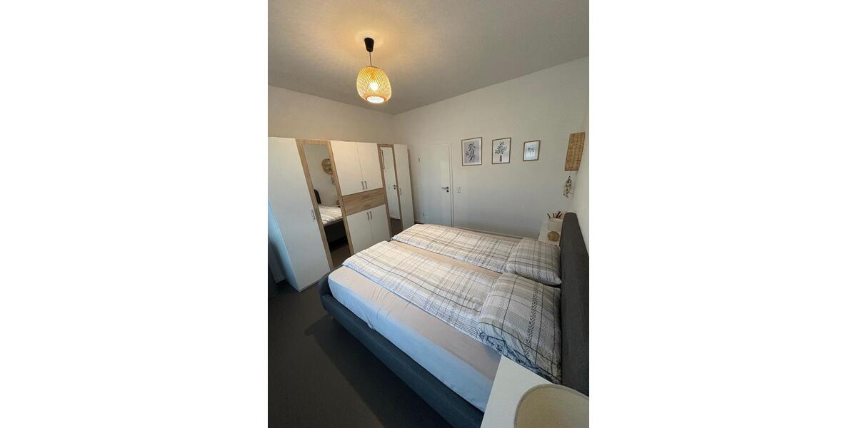 Etagenwohnung Stollberg (Erzgebirge) - 3 Zimmer, 70 m&sup2;, 695&euro; | Angebot:25510913