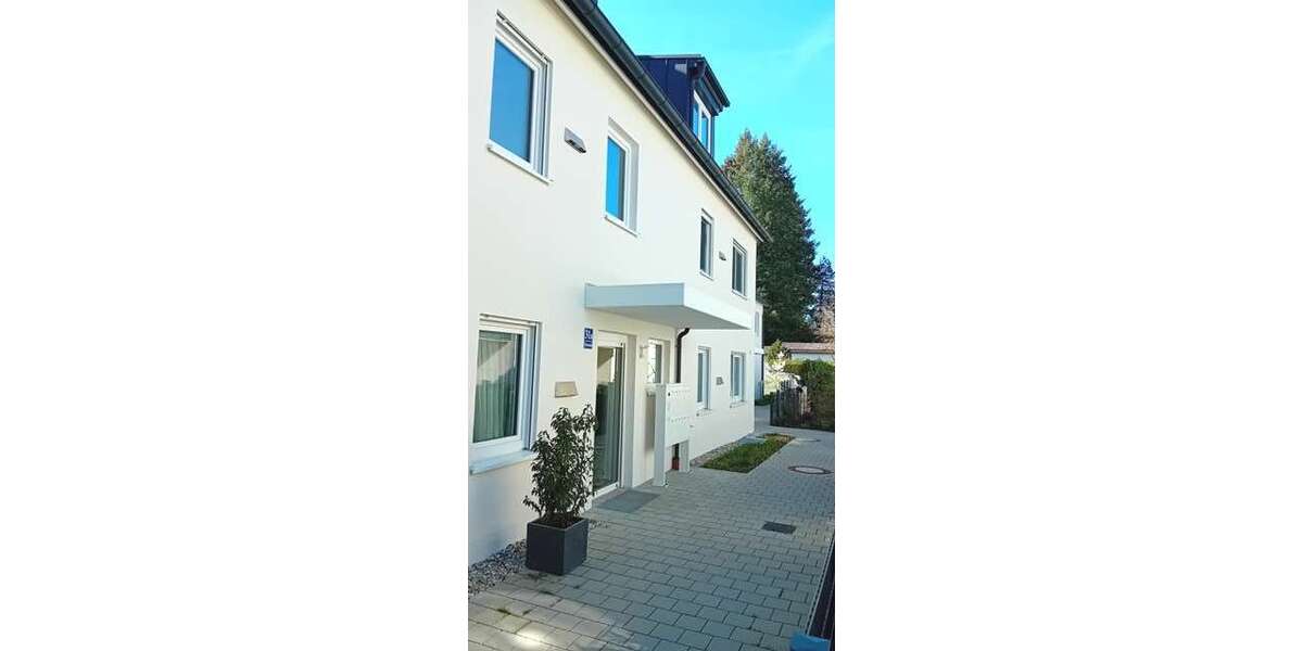 Etagenwohnung München Trudering-Riem - 3.5 Zimmer, 97 m&sup2;, 2.200&euro; | Angebot:26834748