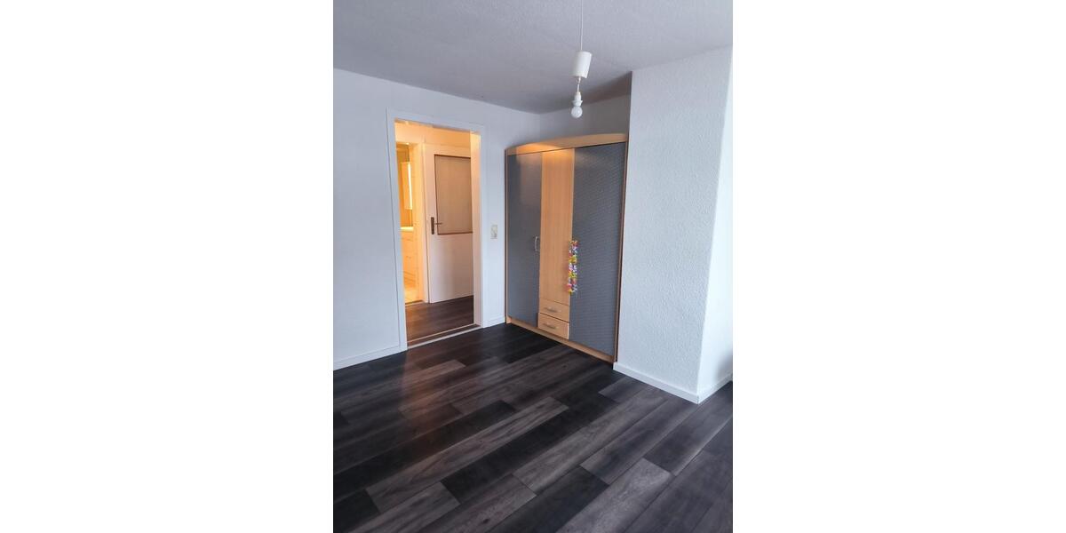 Etagenwohnung Drebach - 2 Zimmer, 62 m&sup2;, 330&euro; | Angebot:24705756