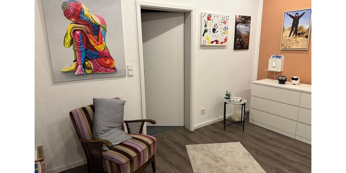 Reihenhaus Uslar - 5.5 Zimmer, 140 m&sup2;, 1.150&euro; | Angebot:24842663