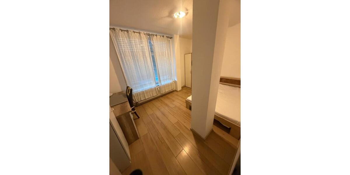 Wohnen auf Zeit Villingen-Schwenningen Schwenningen - 3 Zimmer, 16 m&sup2;, 270&euro; | Angebot:26287076
