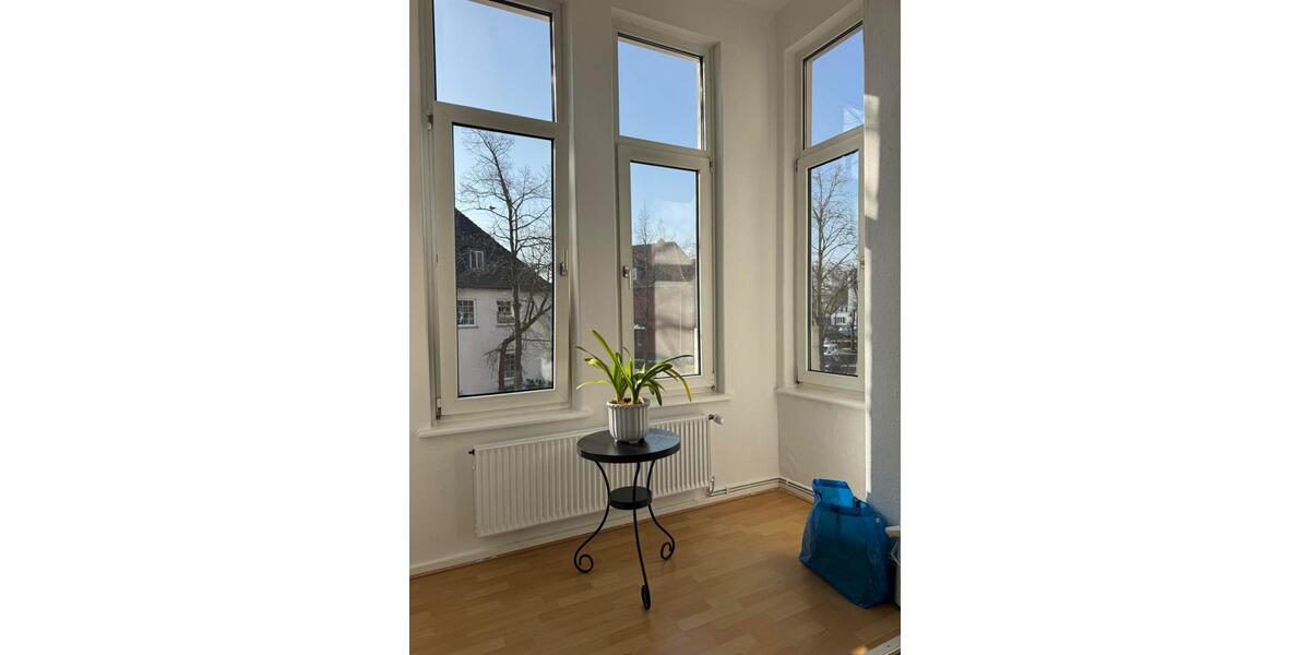 Etagenwohnung Nienburg (Weser) - 6 Zimmer, 186 m&sup2;, 1.400&euro; | Angebot:26058512