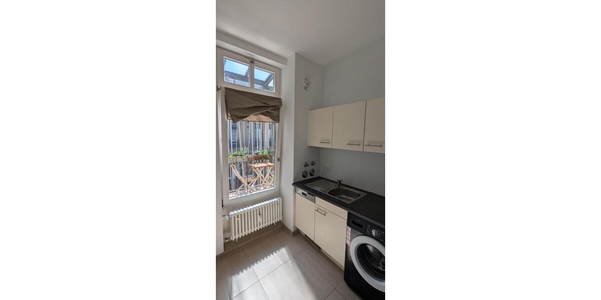 Etagenwohnung Wiesbaden - 3 Zimmer, 78 m&sup2;, 1.100&euro; | Angebot:24872468