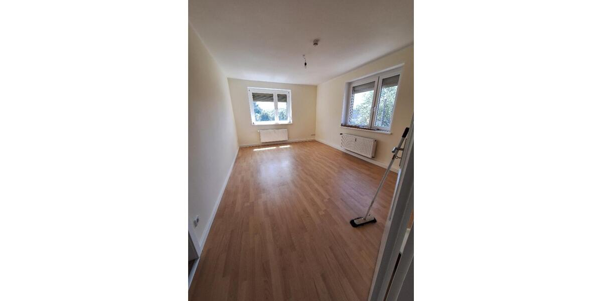 Etagenwohnung Mügeln - 3 Zimmer, 68 m&sup2;, 550&euro; | Angebot:24307740