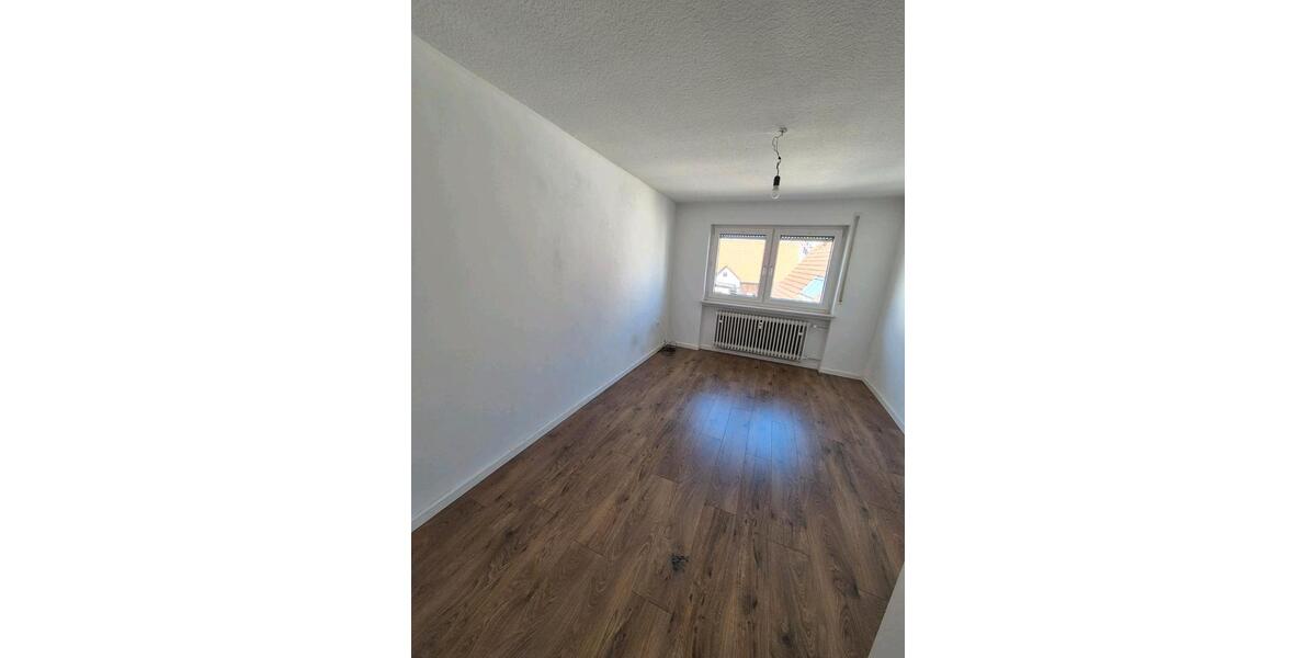 Wohnung Miete Appartment mit Balkon und EBK 5 zimmer