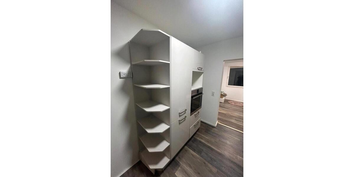 Helle 4-Zimmer-Wohnung auf 3 Etagen - ca. 80m², eigener Eingang 4 zimmer