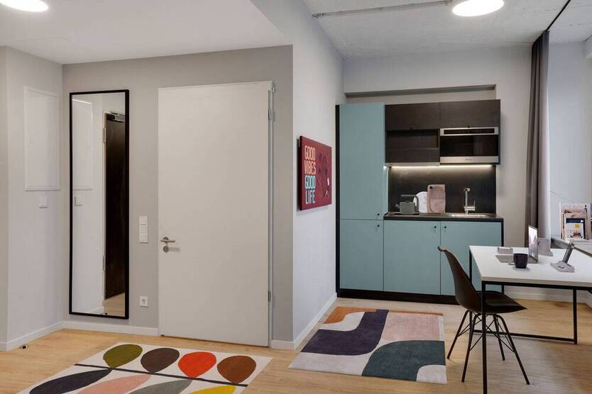Zentral + modern: Möbliertes 1-Zimmer-Apartment zentral in Köln-Ehrenfeld | Maxi Studio