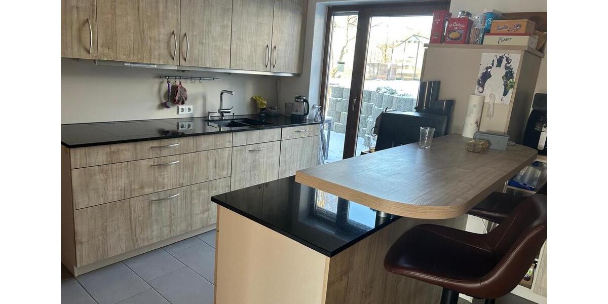 Etagenwohnung Pfullendorf - 4 Zimmer, 140 m&sup2;, 1.400&euro; | Angebot:24649541