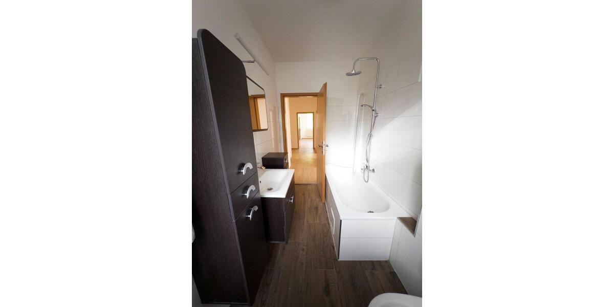 Etagenwohnung Schneeberg - 3 Zimmer, 80 m&sup2;, 500&euro; | Angebot:26646093