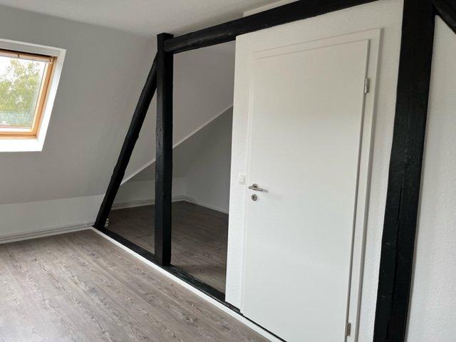 Dachgeschoßwohnung Hildesheim Itzum-Marienburg - 2 Zimmer, 60 m&sup2;, 480&euro; | Angebot:26680514