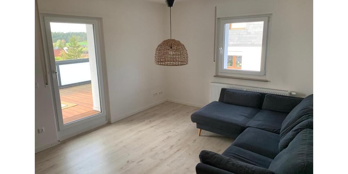 Etagenwohnung Hohenahr - 5 Zimmer, 114 m&sup2;, 825&euro; | Angebot:26543937