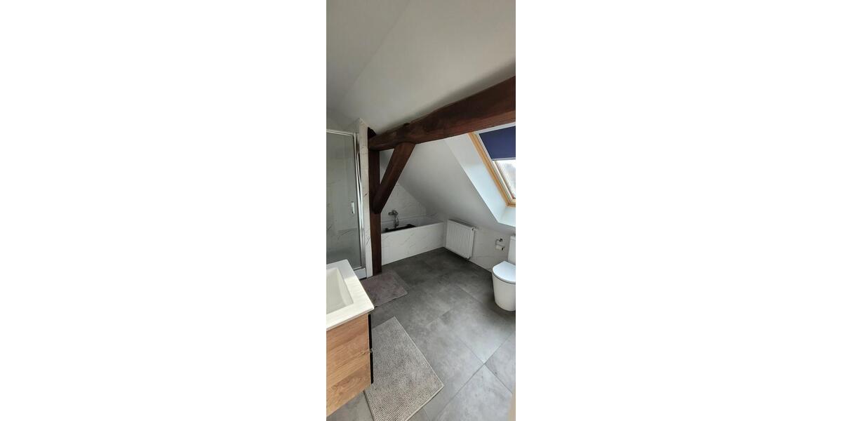 2,5 Zimmer DG Atelierwohnung 2.5 zimmer