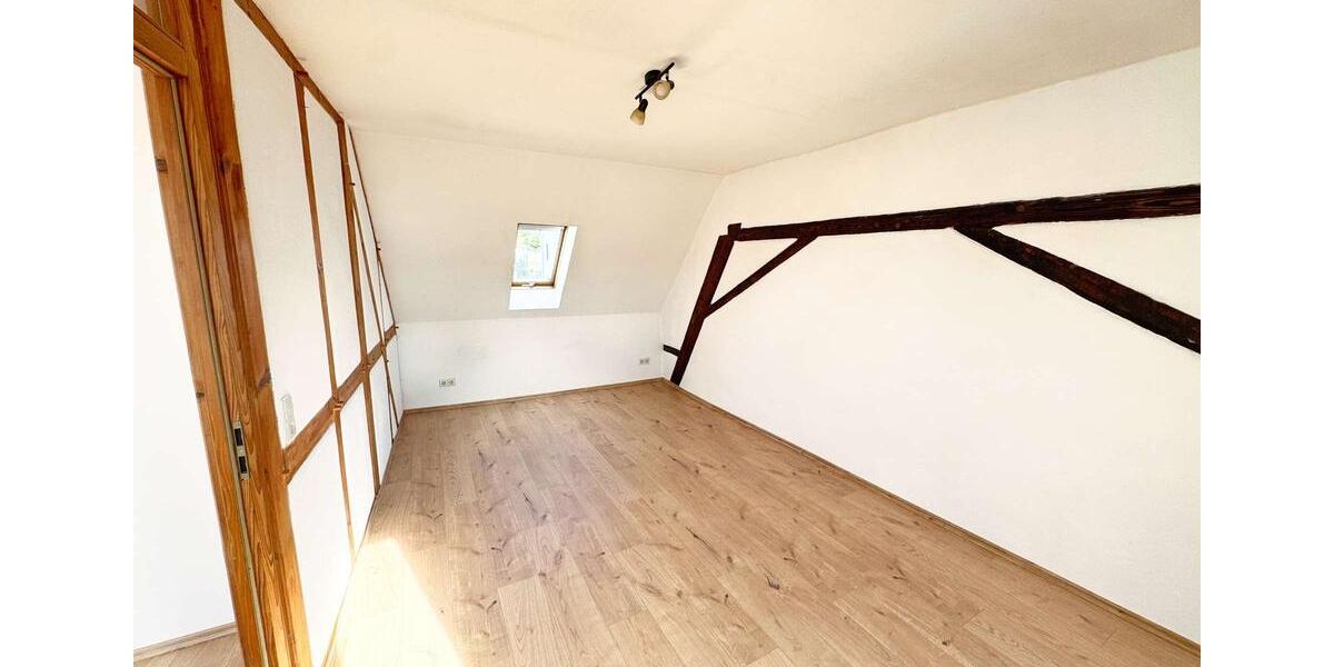 Dachgeschoßwohnung Höhr-Grenzhausen Grenzhausen - 1.5 Zimmer, 46 m&sup2;, 440&euro; | Angebot:25216693