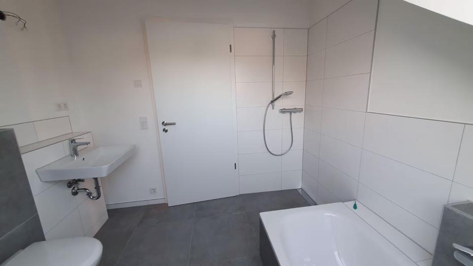 Dachgeschoßwohnung Ingolstadt Nordost - 3 Zimmer, 1.364&euro; | Angebot:23546369