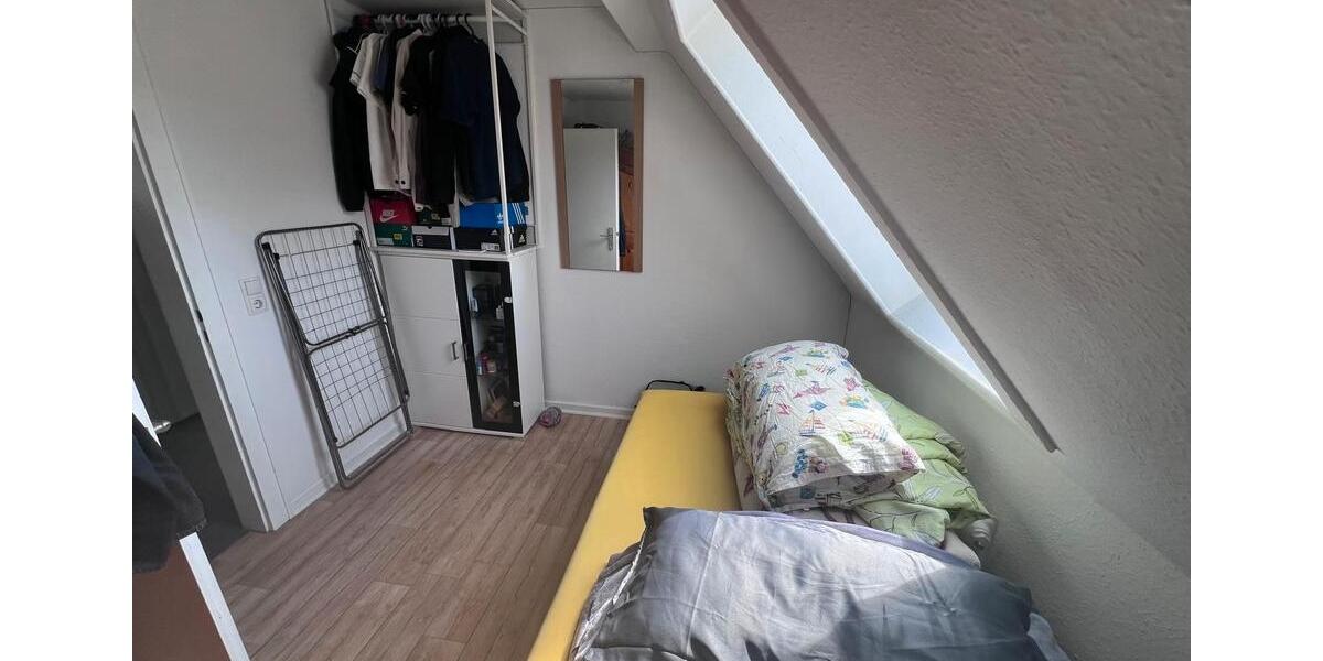Dachgeschoßwohnung Rendsburg - 2 Zimmer, 35 m&sup2;, 420&euro; | Angebot:26625485