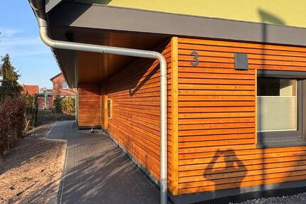 Wohnung Hemmoor - 3 Zimmer, 75 m&sup2;, 865&euro; | Angebot:25636894