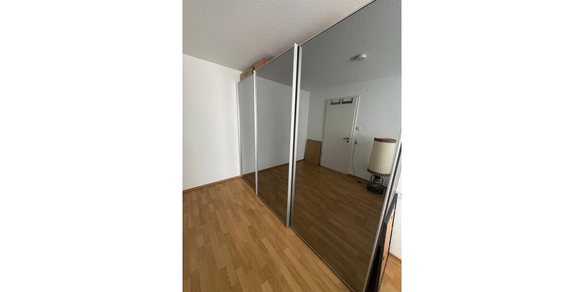 Erdgeschoßwohnung Herrenberg - 4.5 Zimmer, 105 m&sup2;, 1.950&euro; | Angebot:26415269