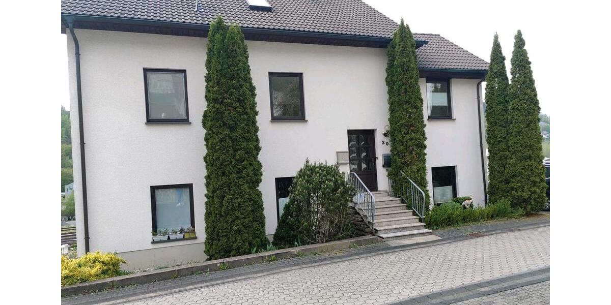 Etagenwohnung Lennestadt - 3 Zimmer, 85 m&sup2;, 850&euro; | Angebot:26566423