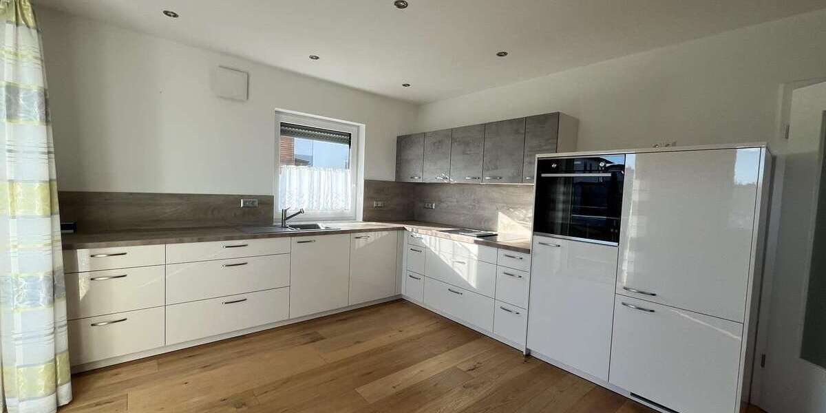 Etagenwohnung Tittling - 2 Zimmer, 73 m&sup2;, 690&euro; | Angebot:25941513