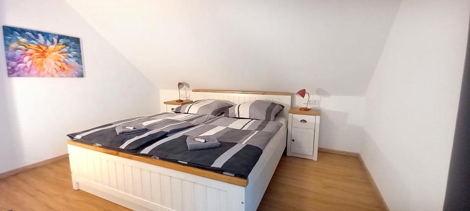 Dachgeschoßwohnung Kulmbach Blaich - 3 Zimmer, 57 m&sup2;, 500&euro; | Angebot:26660055