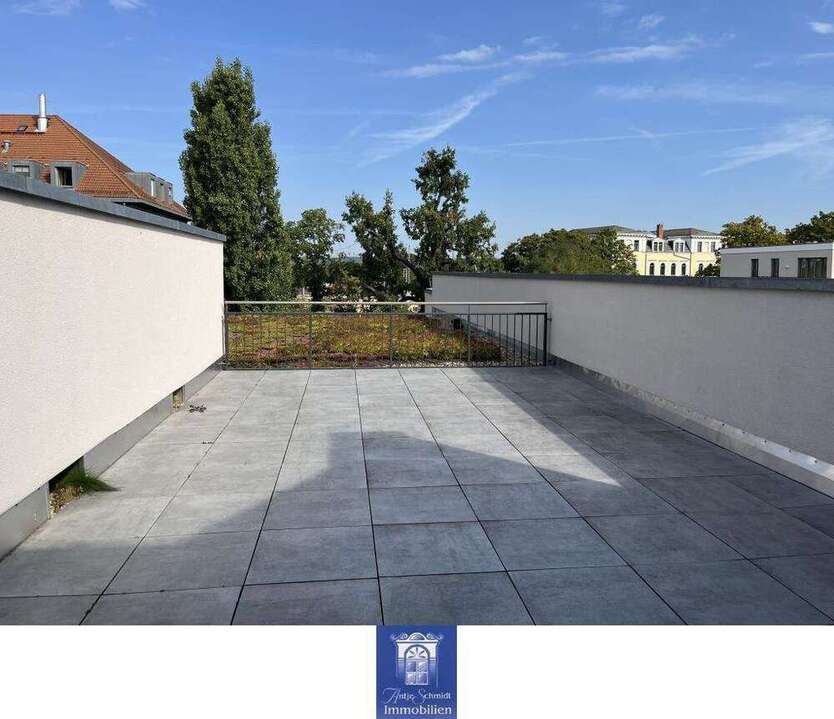 Wohnung zum Mieten in Dresden 2.200 € 150 m²