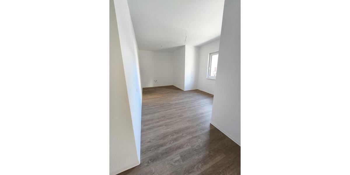 Erdgeschoßwohnung Burg - 2 Zimmer, 97 m&sup2;, 875&euro; | Angebot:20971040