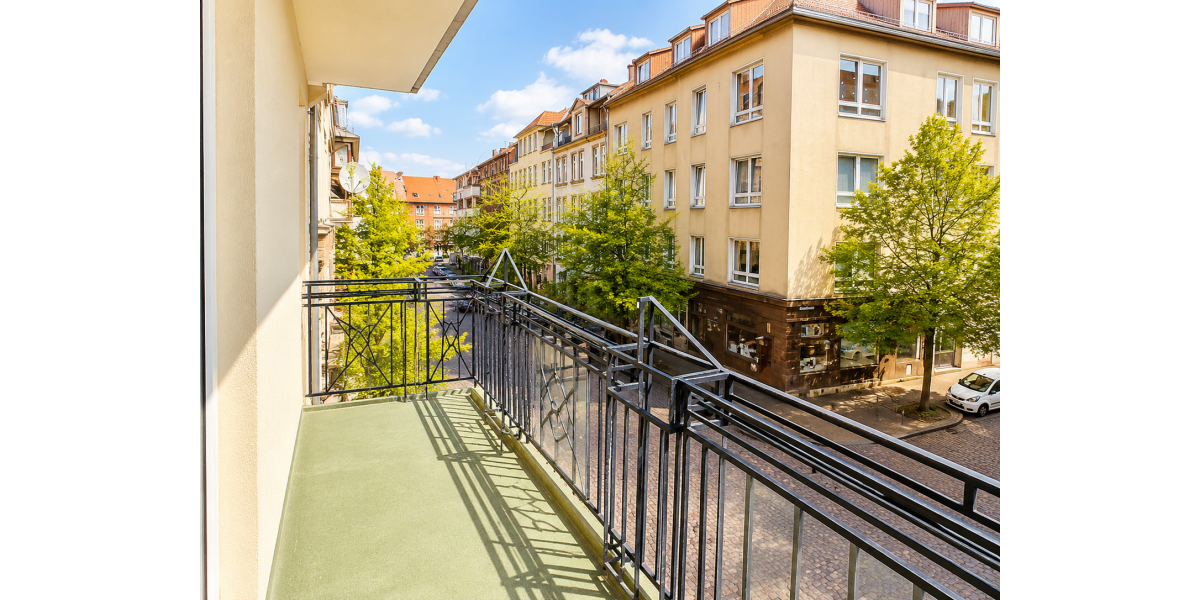 Altbaucharme in Kiel-Gaarden: helle 3-Zimmer-Wohnung mit 2 Balkonen – WG-geeignet - Etagenwohnung Kiel Gaarden-Ost | Angebot:27005110