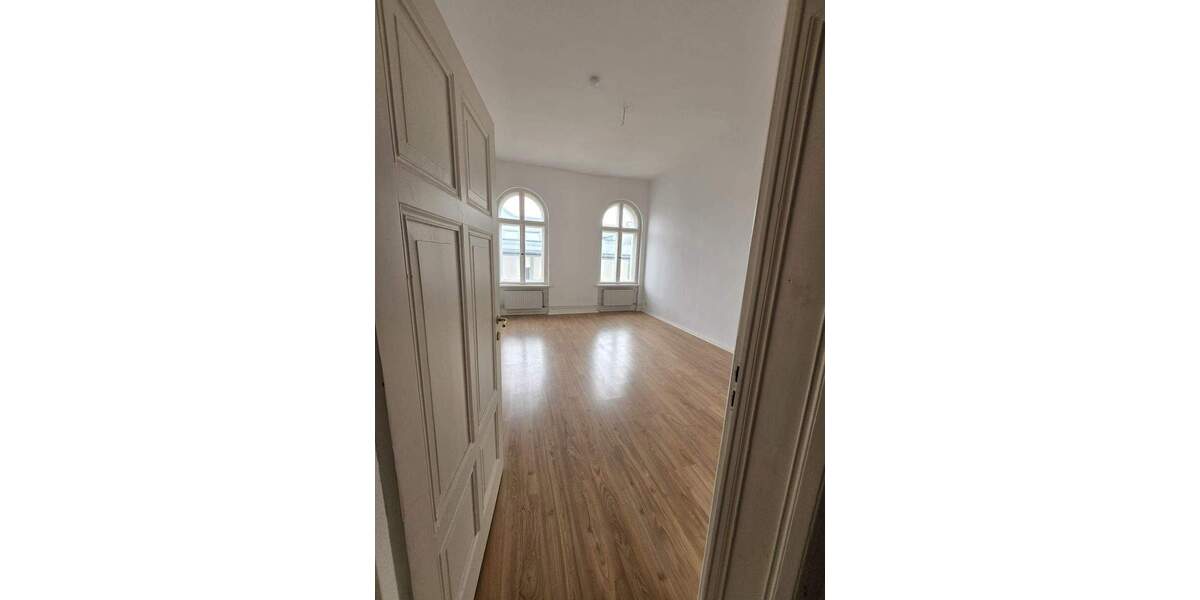 Etagenwohnung Frankfurt (Oder) Frankfurt - 4 Zimmer, 135 m&sup2;, 995&euro; | Angebot:25700933
