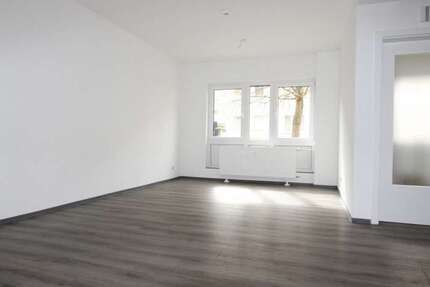 Wohnung Oschersleben Oschersleben - 2 Zimmer, 62 m&sup2;, 403&euro; | Angebot:26295021