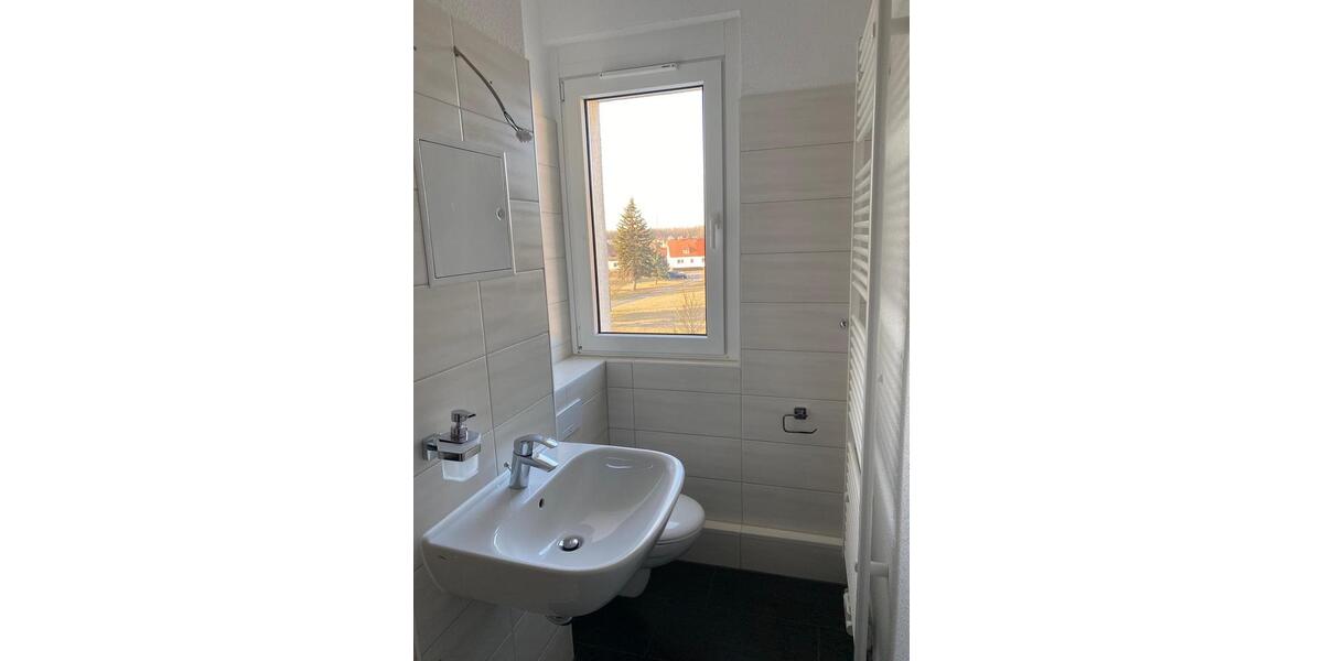 Etagenwohnung Bernsdorf - 2 Zimmer, 50 m&sup2;, 260&euro; | Angebot:25824211