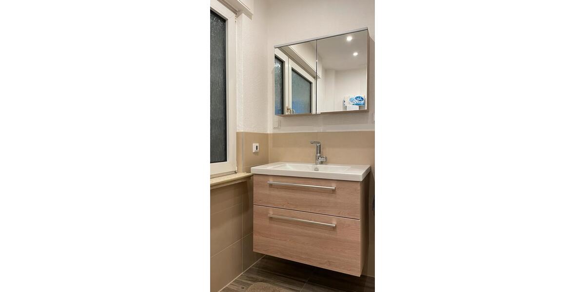 Wohnen auf Zeit Dormagen Sankt Peter - 3 Zimmer, 90 m&sup2;, 15&euro; | Angebot:25412844